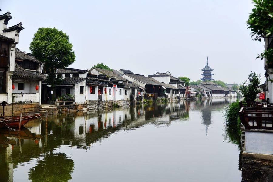 逃离沙漠小镇
